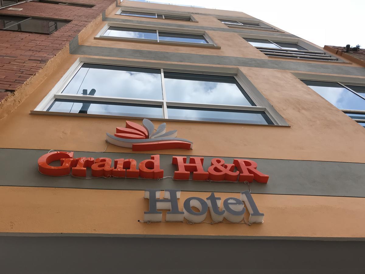 Hotel Grand H&R Villeta Bagian luar foto